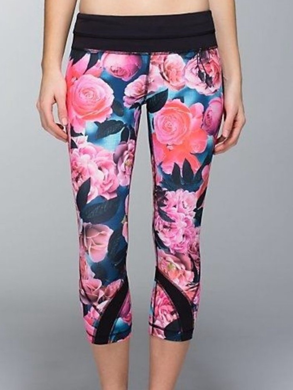 lululemon athletica Pink Floral Cropped Leggings